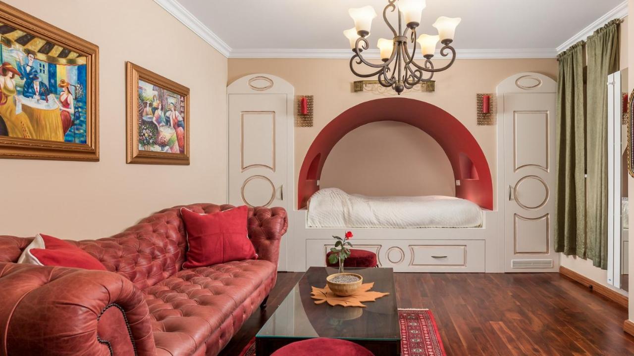 Apartma Bv *