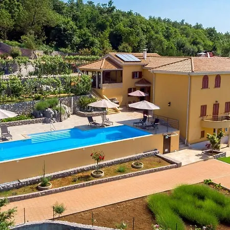 Apartments Villa Bv Opatija Exterior photo